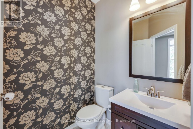762 CARLISLE STREET, Cobourg, Ontario, K9A0C6