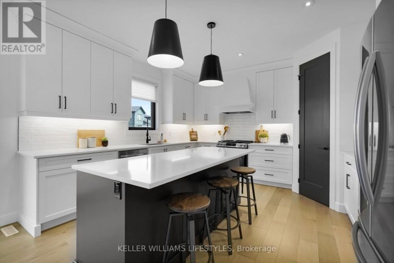 1789 APPLEROCK AVENUE, London North (North S), Ontario, N6G2S7