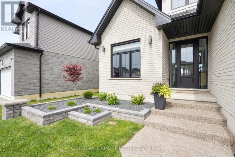 1789 APPLEROCK AVENUE, London North (North S), Ontario, N6G2S7