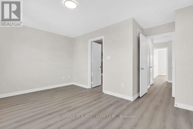 4 - 3215 THOMAS STREET, Mississauga (Churchill Meadows), Ontario, L5M0M2