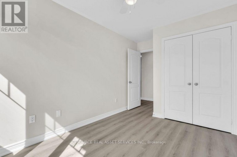 4 - 3215 THOMAS STREET, Mississauga (Churchill Meadows), Ontario, L5M0M2