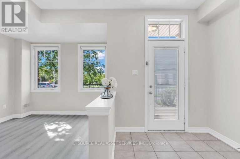 4 - 3215 THOMAS STREET, Mississauga (Churchill Meadows), Ontario, L5M0M2