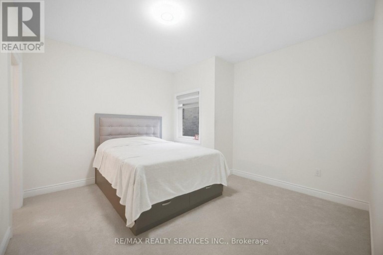 70 ROYAL FERN CRESCENT, Caledon, Ontario, L7C4H1
