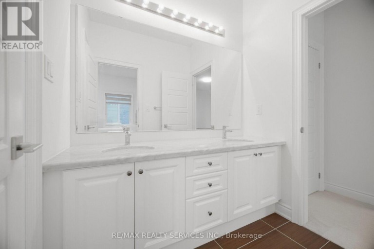70 ROYAL FERN CRESCENT, Caledon, Ontario, L7C4H1