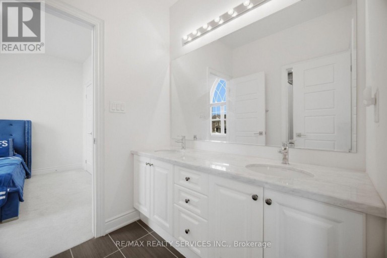 70 ROYAL FERN CRESCENT, Caledon, Ontario, L7C4H1