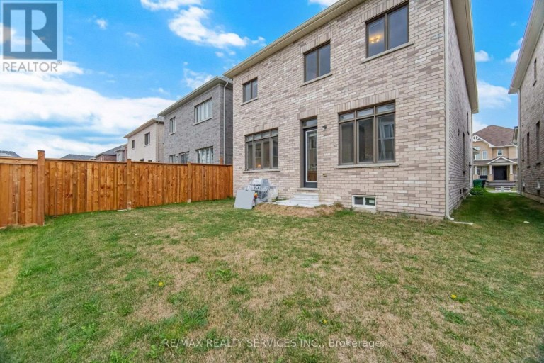 70 ROYAL FERN CRESCENT, Caledon, Ontario, L7C4H1