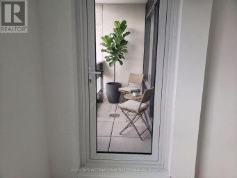 201 - 4010 EGLINTON AVENUE W Toronto (Humber Heights) Ontario photo 11