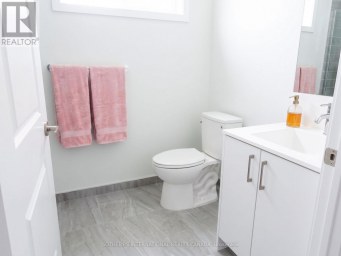 201 - 4010 EGLINTON AVENUE W Toronto (Humber Heights) Ontario photo 7