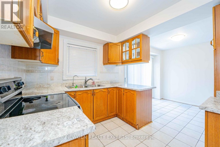 1 KITTO COURT, Brampton (Fletcher's West), Ontario, L6Y4Z2
