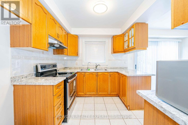 1 KITTO COURT, Brampton (Fletcher's West), Ontario, L6Y4Z2