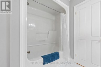 48 DENRICH AVENUE Tillsonburg Ontario photo 17