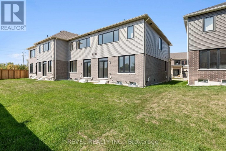 38 HICKEY LANE, Kawartha Lakes (Lindsay), Ontario, K9V1T9