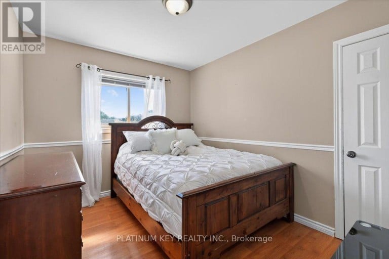 51 GARLAND CRESCENT, London East (East I), Ontario, N5V1N4
