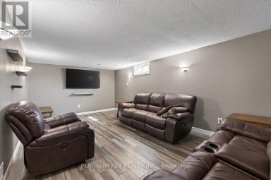 51 GARLAND CRESCENT London East (East I) Ontario photo 15