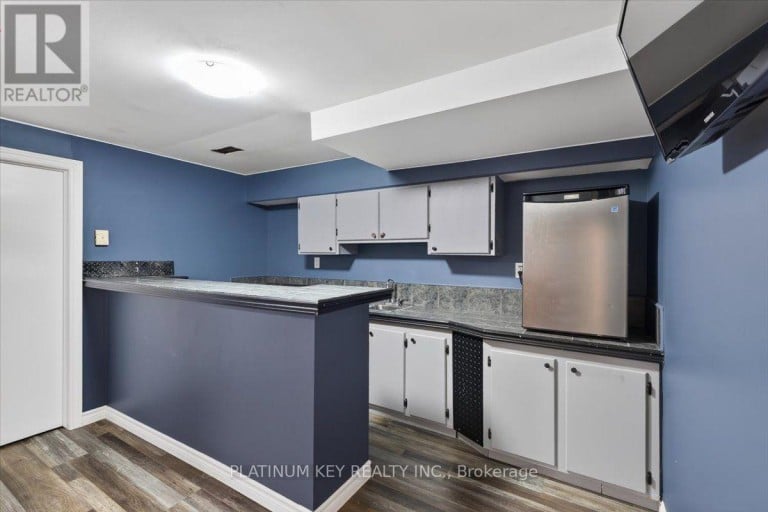 51 GARLAND CRESCENT, London East (East I), Ontario, N5V1N4