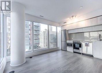 3510 - 181 DUNDAS STREET E Toronto (Moss Park) Ontario photo 1