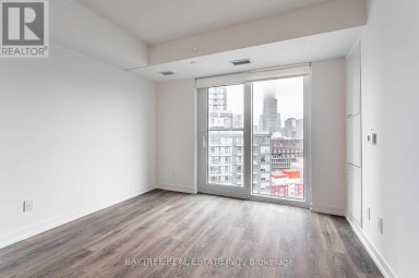 2108 - 219 DUNDAS STREET E Toronto (Moss Park) Ontario photo 6