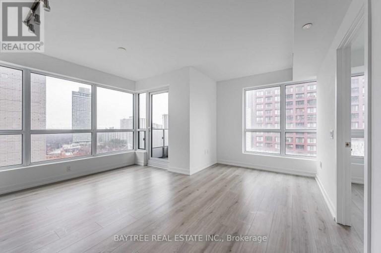 1611 - 395 BLOOR STREET E, Toronto (North St. James Town), Ontario, M4W0B4