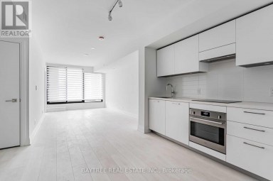 316 - 33 FREDERICK TODD WAY Toronto (Thorncliffe Park) Ontario photo 1