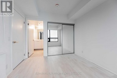 316 - 33 FREDERICK TODD WAY Toronto (Thorncliffe Park) Ontario photo 15