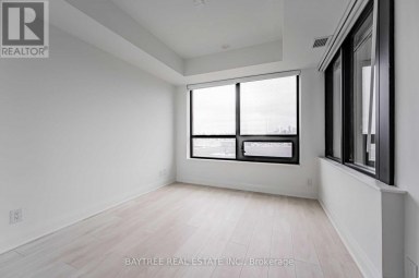 316 - 33 FREDERICK TODD WAY Toronto (Thorncliffe Park) Ontario photo 16
