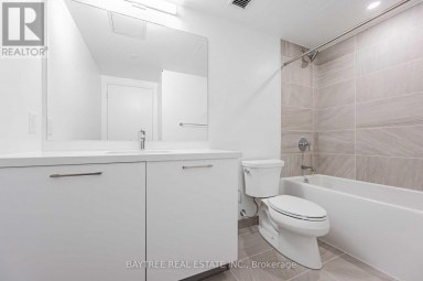 316 - 33 FREDERICK TODD WAY Toronto (Thorncliffe Park) Ontario photo 17