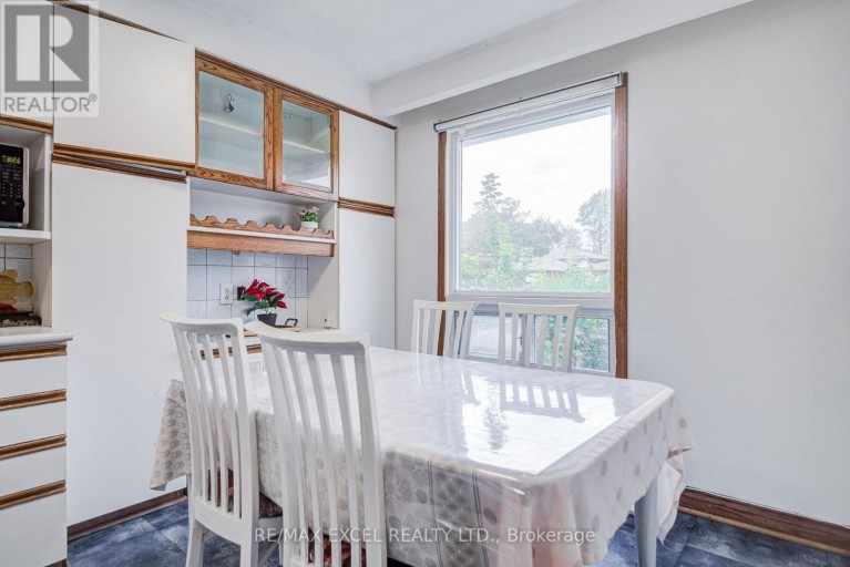 155 EDMONTON DRIVE, Toronto (Pleasant View), Ontario, M2J3X3
