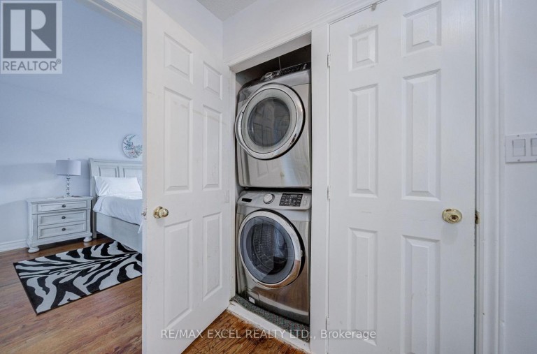155 EDMONTON DRIVE, Toronto (Pleasant View), Ontario, M2J3X3