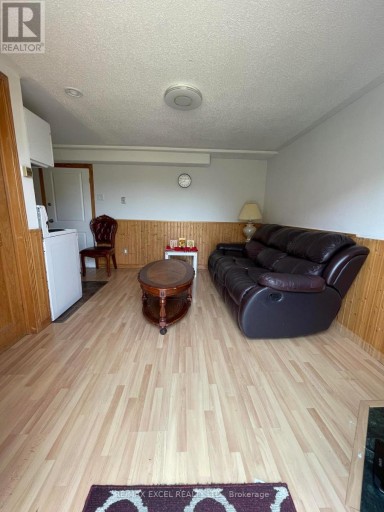 155 EDMONTON DRIVE, Toronto (Pleasant View), Ontario, M2J3X3