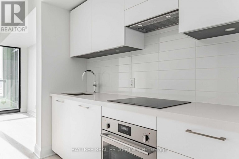 532 - 33 FREDERICK TODD WAY, Toronto (Thorncliffe Park), Ontario, M4G0C9