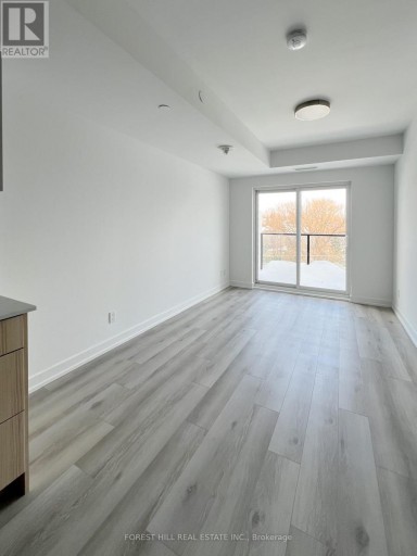 606 - 2000 BATHURST STREET, Toronto (Humewood-Cedarvale), Ontario, M5P0A7