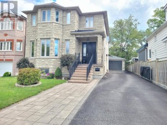 9 AUGUST AVENUE Toronto (Oakridge) Ontario photo 1