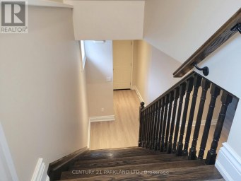 9 AUGUST AVENUE Toronto (Oakridge) Ontario photo 3