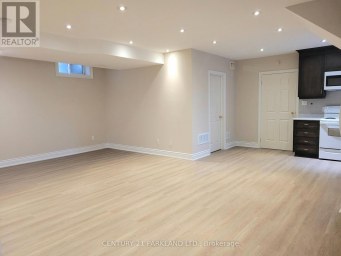 9 AUGUST AVENUE Toronto (Oakridge) Ontario photo 6