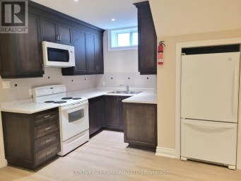 9 AUGUST AVENUE Toronto (Oakridge) Ontario photo 9