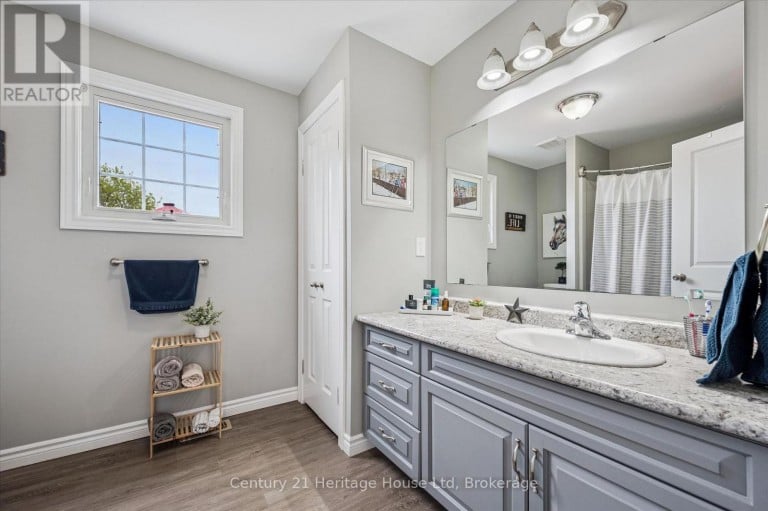 584077 BEACHVILLE ROAD, South-West Oxford (Centreville), Ontario, N5C3J5