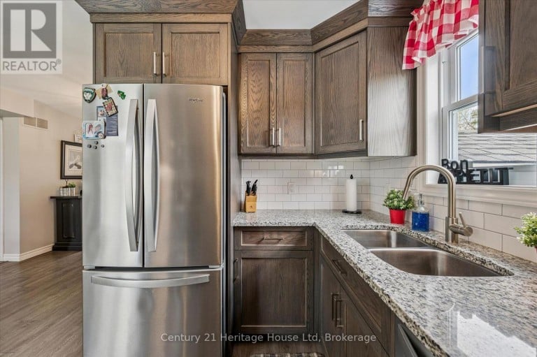 584077 BEACHVILLE ROAD, South-West Oxford (Centreville), Ontario, N5C3J5