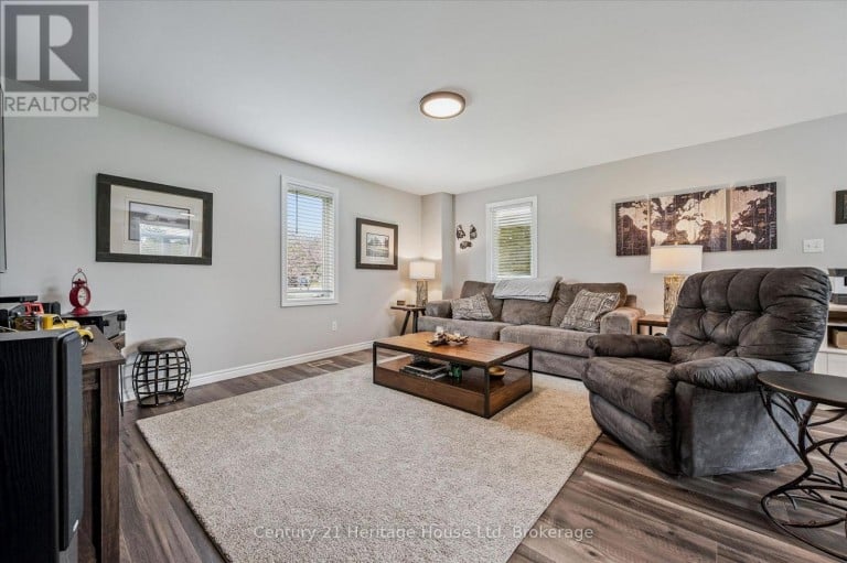 584077 BEACHVILLE ROAD, South-West Oxford (Centreville), Ontario, N5C3J5