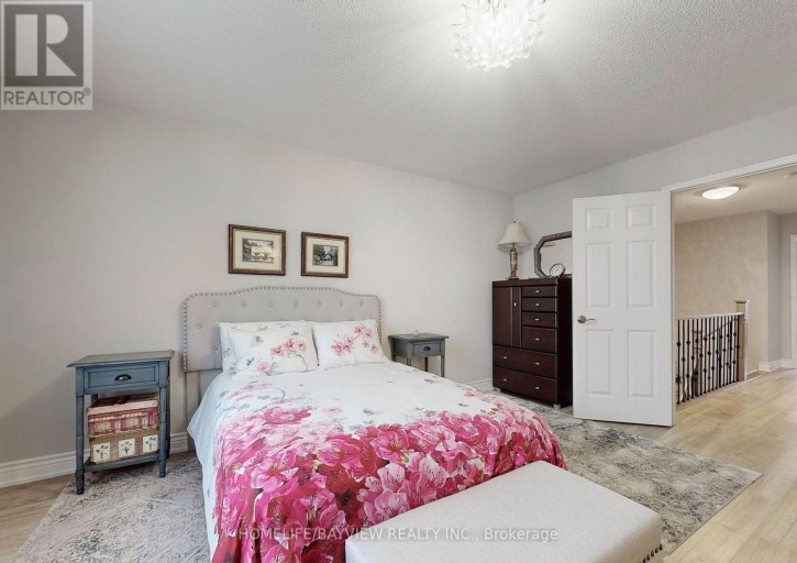 245 ORR DRIVE, Bradford West Gwillimbury (Bradford), Ontario, L3Z0S3