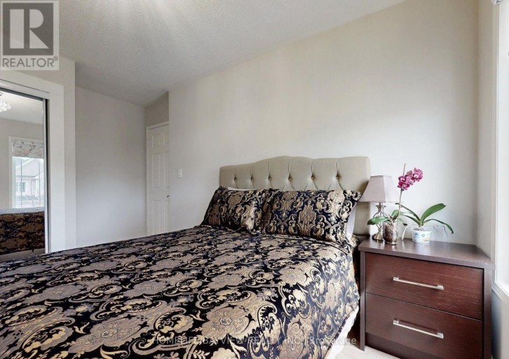 245 ORR DRIVE, Bradford West Gwillimbury (Bradford), Ontario, L3Z0S3