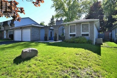 7 HURON STREET Barrie (North Shore) Ontario photo 2