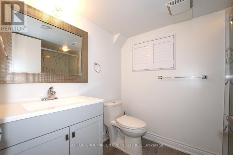 7 HURON STREET, Barrie (North Shore), Ontario, L4M5H2