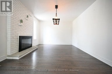 7 HURON STREET Barrie (North Shore) Ontario photo 9