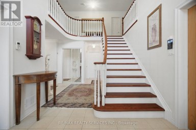 8 RIVERBANK ROAD Brampton (Sandringham-Wellington) Ontario photo 5