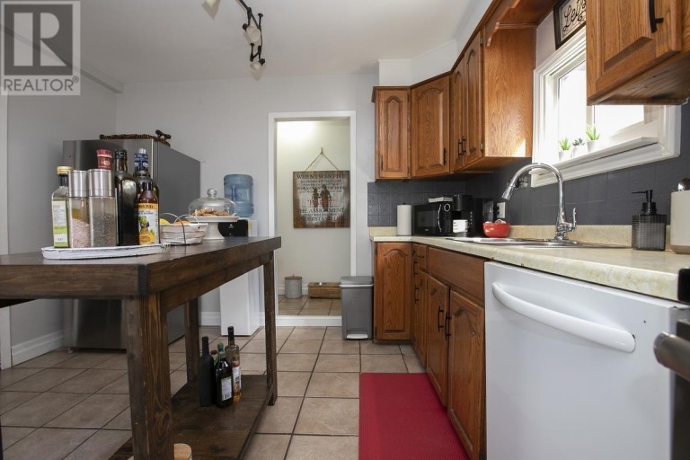 412 Charles ST, Sault Ste. Marie, Ontario, P6C3L3