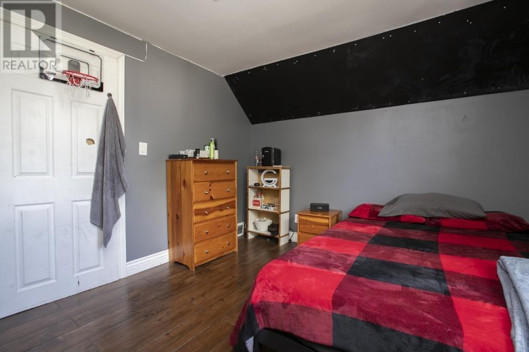 412 Charles ST, Sault Ste. Marie, Ontario, P6C3L3