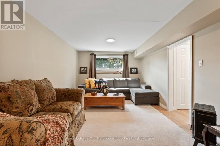 990 RENAISSANCE DRIVE, Oshawa (Lakeview), Ontario, L1J8B2