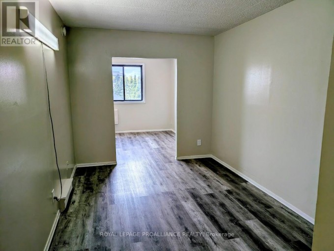 27 - 1837 LANSDOWNE STREET W, Peterborough (Otonabee Ward 1), Ontario, K9K1R4