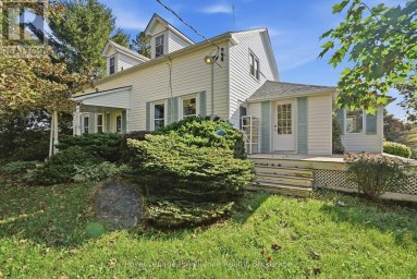 661 COUNTY ROAD 10 Prince Edward County (Picton) Ontario photo 1