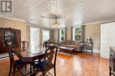 661 COUNTY ROAD 10 Prince Edward County (Picton) Ontario photo 17